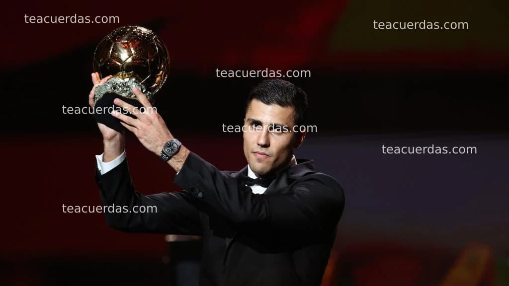 Thomas Frank asegura que Vitinha es el futuro ganador del Balón de Oro 2026